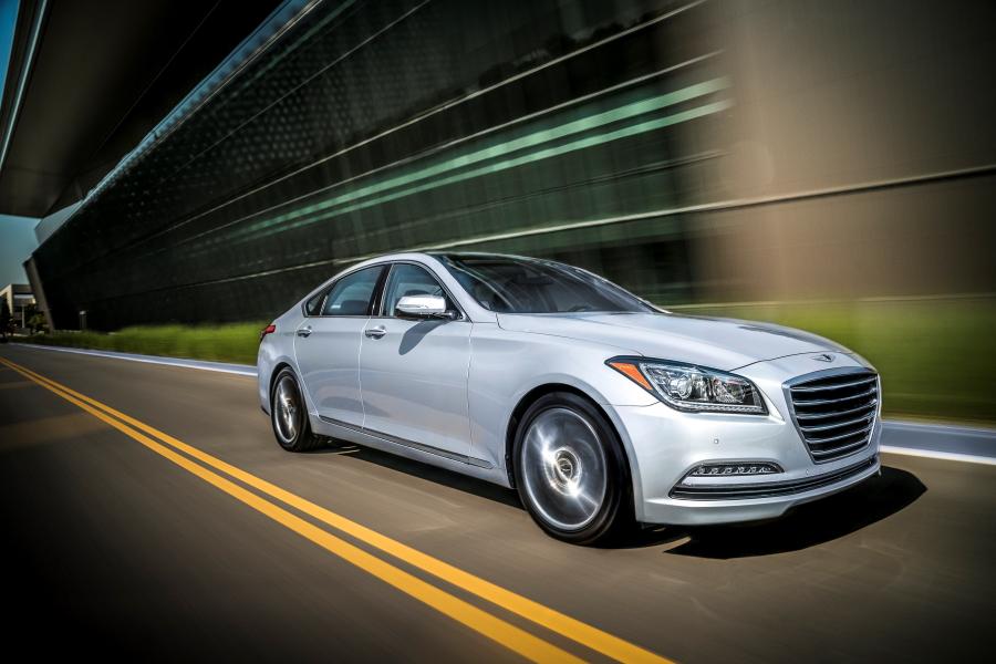  Genesis G80 2016 года  (NA) (фото 13 из 21)